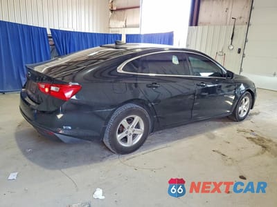 Trzecie zdjęcie samochodu z tyłu: 2021 CHEVROLET MALIBU LS VIN:1G1ZB5ST5MF052385 - miniatura