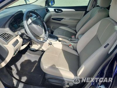 Zdjęcie 7 z 12 samochodu: 2016 NISSAN SENTRA S VIN:3N1AB7AP1GY304086 - miniatura