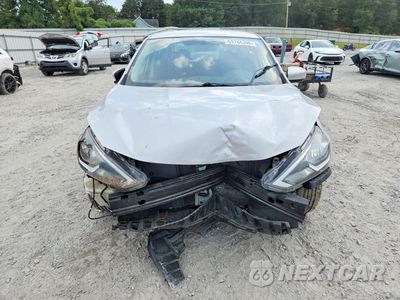 Piąte zdjęcie samochodu w środku: 2017 NISSAN SENTRA SV VIN:3N1AB7AP2HY323750 - miniatura