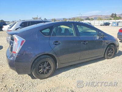 Trzecie zdjęcie samochodu z tyłu: 2015 TOYOTA PRIUS TWO VIN:JTDKN3DU4F0464779 - miniatura
