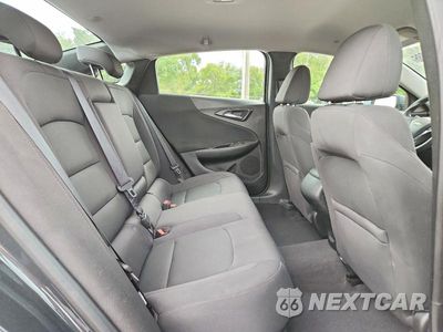 Zdjęcie 10 z 13 samochodu: 2017 CHEVROLET MALIBU LS VIN:1G1ZC5ST8HF240269 - miniatura
