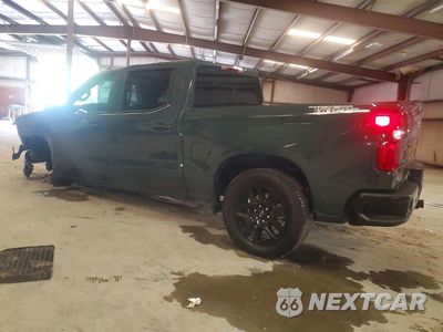 Drugie zdjęcie samochodu z przodu: 2026 CHEVROLET SILVERADO K1500 TRAIL BOSS CUSTOM VIN:3GCUKCED9TG114720 - miniatura