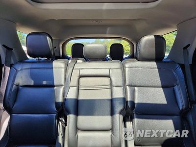 Zdjęcie 10 z 13 samochodu: 2021 FORD EXPLORER XLT VIN:1FMSK8DH4MGA09892 - miniatura