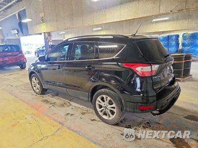 Drugie zdjęcie samochodu z przodu: 2018 FORD ESCAPE SE VIN:1FMCU0GD1JUC68586 - miniatura