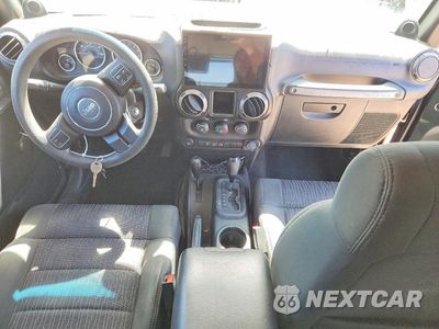Zdjęcie 8 z 12 samochodu: 2011 JEEP WRANGLER SPORT VIN:1J4AA2D1XBL512747 - miniatura