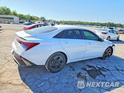 Trzecie zdjęcie samochodu z tyłu: 2026 HYUNDAI ELANTRA SEL SPORT PREMIUM VIN:KMHLS4DG9TU185650 - miniatura