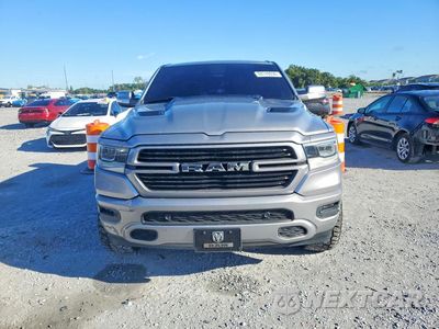 Piąte zdjęcie samochodu w środku: 2019 RAM 1500 LARAMIE VIN:1C6SRFJT8KN695819 - miniatura