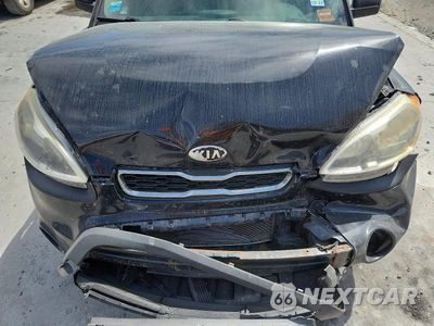 Zdjęcie 11 z 12 samochodu: 2013 KIA SOUL BASE VIN:KNDJT2A56D7633536 - miniatura