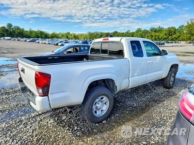 Trzecie zdjęcie samochodu z tyłu: 2023 TOYOTA TACOMA SR VIN:3TYRX5GN5PT083387 - miniatura