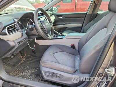 Zdjęcie 7 z 12 samochodu: 2018 TOYOTA CAMRY LE VIN:4T1B11HK1JU632562 - miniatura