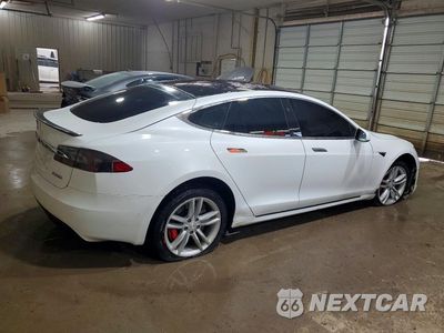 Trzecie zdjęcie samochodu z tyłu: 2018 TESLA MODEL S VIN:5YJSA1E49JF243056 - miniatura