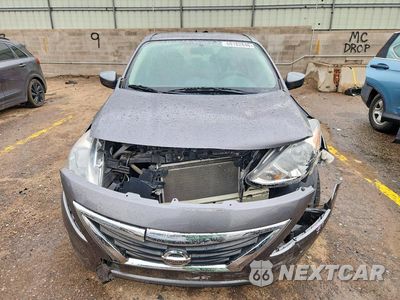Piąte zdjęcie samochodu w środku: 2019 NISSAN VERSA S VIN:3N1CN7AP3KL829107 - miniatura