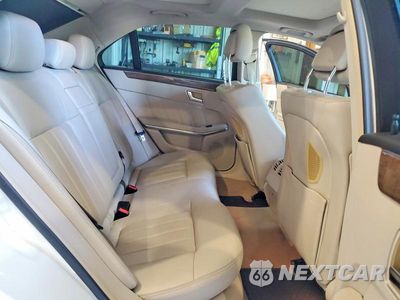 Zdjęcie 10 z 12 samochodu: 2016 MERCEDES-BENZ E350 VIN:WDDHF5KB8GB172410 - miniatura