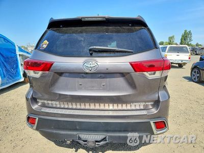 Zdjęcie 6 z 13 samochodu: 2018 TOYOTA HIGHLANDER LIMITED PLATINUM VIN:5TDDZRFH6JS890043 - miniatura