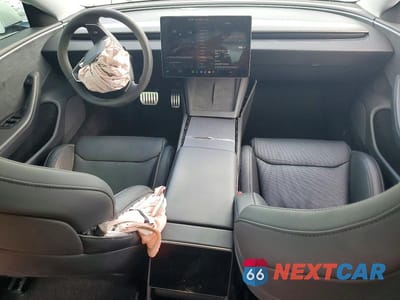 Zdjęcie 8 z 13 samochodu: 2025 TESLA MODEL 3 VIN:5YJ3E1ET7SF030382 - miniatura