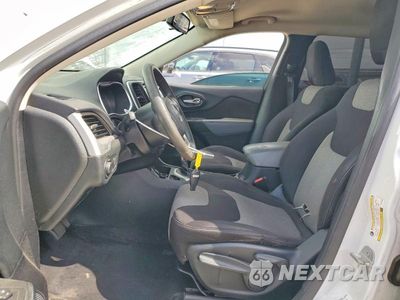 Zdjęcie 7 z 14 samochodu: 2014 JEEP CHEROKEE SPORT VIN:1C4PJLAB9EW192004 - miniatura