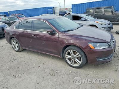 Czwarte zdjęcie samochodu z boku: 2014 VOLKSWAGEN PASSAT SE VIN:1VWBN7A33EC052981 - miniatura