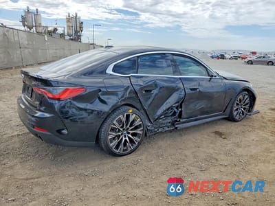 Trzecie zdjęcie samochodu z tyłu: 2022 BMW 430I GRAN COUPE VIN:WBA63AV01NFL95680 - miniatura