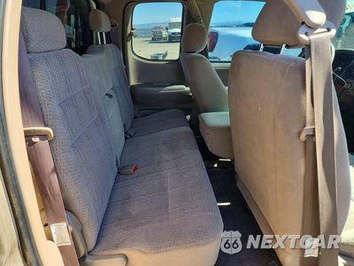 Zdjęcie 10 z 12 samochodu: 2002 TOYOTA TUNDRA SR5 V8 VIN:5TBBT44182S285369 - miniatura