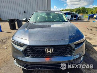 Piąte zdjęcie samochodu w środku: 2023 HONDA ACCORD TOURING HYBRID VIN:1HGCY2F8XPA058444 - miniatura