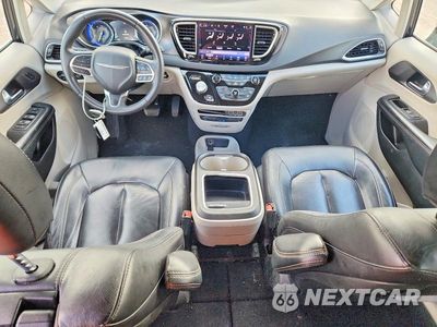 Zdjęcie 8 z 13 samochodu: 2022 CHRYSLER PACIFICA TOURING L VIN:2C4RC1BG7NR123760 - miniatura