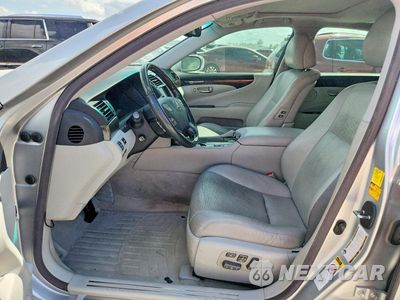 Zdjęcie 7 z 12 samochodu: 2010 LEXUS LS 460 VIN:JTHBL5EF0A5100919 - miniatura