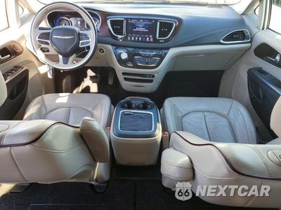 Zdjęcie 8 z 13 samochodu: 2020 CHRYSLER PACIFICA LIMITED VIN:2C4RC1GG3LR163713 - miniatura