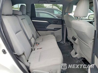 Zdjęcie 11 z 14 samochodu: 2019 TOYOTA HIGHLANDER LE VIN:5TDBZRFH1KS739247 - miniatura