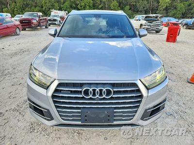 Piąte zdjęcie samochodu w środku: 2017 AUDI Q7 PREMIUM PLUS VIN:WA1LAAF77HD037758 - miniatura