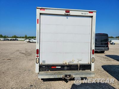Zdjęcie 6 z 13 samochodu: 2012 GMC SAVANA CUTAWAY G3500 VIN:1GDY72BA0C1903520 - miniatura