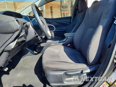 Zdjęcie 7 z 14 samochodu: 2016 TOYOTA PRIUS THREE VIN:JTDKARFU5G3028583 - miniatura