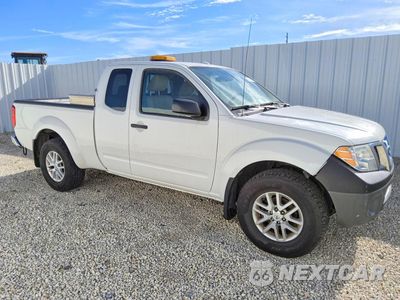 Czwarte zdjęcie samochodu z boku: 2017 NISSAN FRONTIER SV V6 VIN:1N6AD0CW2HN736717 - miniatura