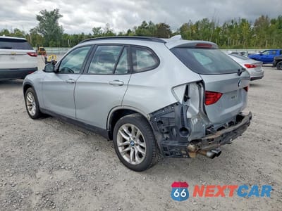 Drugie zdjęcie samochodu z przodu: 2015 BMW X1 XDRIVE28I VIN:WBAVL1C56FVY35765 - miniatura