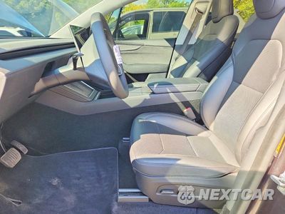 Zdjęcie 7 z 12 samochodu: 2026 TESLA MODEL Y VIN:7SAYGDEE3TF446596 - miniatura