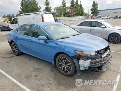 Czwarte zdjęcie samochodu z boku: 2023 TOYOTA CAMRY SE VIN:4T1T11AK6PU112820 - miniatura