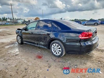 Drugie zdjęcie samochodu z przodu: 2013 VOLKSWAGEN PASSAT S VIN:1VWAP7A31DC085174 - miniatura