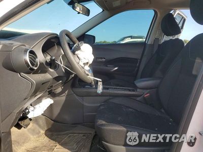 Zdjęcie 7 z 12 samochodu: 2024 NISSAN KICKS SV VIN:3N1CP5CV4RL473903 - miniatura