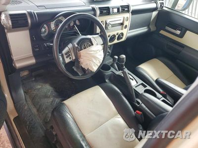 Zdjęcie 8 z 12 samochodu: 2008 TOYOTA FJ CRUISER BASE VIN:JTEBU11F080107028 - miniatura