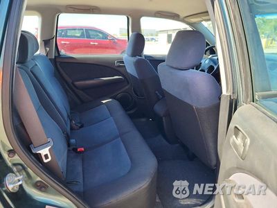 Zdjęcie 11 z 13 samochodu: 2006 MITSUBISHI OUTLANDER LS VIN:JA4LX31F46U021538 - miniatura