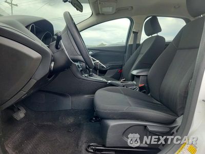 Zdjęcie 7 z 12 samochodu: 2016 FORD FOCUS SE VIN:1FADP3K22GL310842 - miniatura