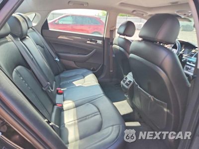 Zdjęcie 10 z 12 samochodu: 2018 HYUNDAI SONATA LIMITED VIN:5NPE34AF9JH632698 - miniatura