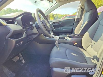 Zdjęcie 7 z 13 samochodu: 2019 TOYOTA RAV4 LE VIN:JTMLWRFV5KD026382 - miniatura