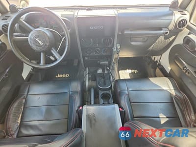 Zdjęcie 8 z 12 samochodu: 2008 JEEP WRANGLER UNLIMITED X VIN:1J4GB39158L513318 - miniatura
