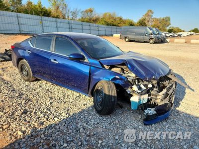 Czwarte zdjęcie samochodu z boku: 2020 NISSAN ALTIMA S VIN:1N4BL4BV8LC249834 - miniatura