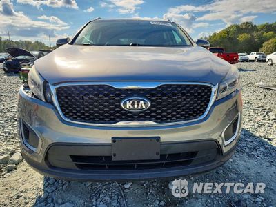 Piąte zdjęcie samochodu w środku: 2016 KIA SORENTO LX VIN:5XYPGDA31GG096882 - miniatura