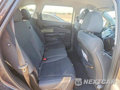 Zdjęcie 10 z 12 samochodu: 2019 KIA SORENTO LX VIN:5XYPG4A3XKG514722 - miniatura