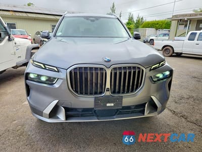 Piąte zdjęcie samochodu w środku: 2025 BMW X7 XDRIVE40I VIN:5UX23EM08S9X26256 - miniatura