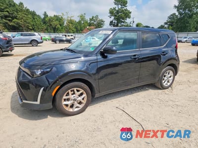 2023 KIA SOUL LX KNDJ23AU9P7876987 - główne zdjęcie licytacji z USA - miniatura