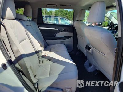 Zdjęcie 11 z 13 samochodu: 2019 TOYOTA HIGHLANDER LE VIN:5TDBZRFH1KS990219 - miniatura