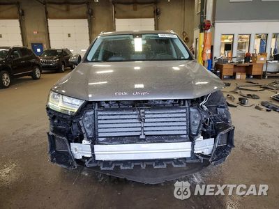 Piąte zdjęcie samochodu w środku: 2017 AUDI Q7 PRESTIGE VIN:WA1VAAF71HD002528 - miniatura